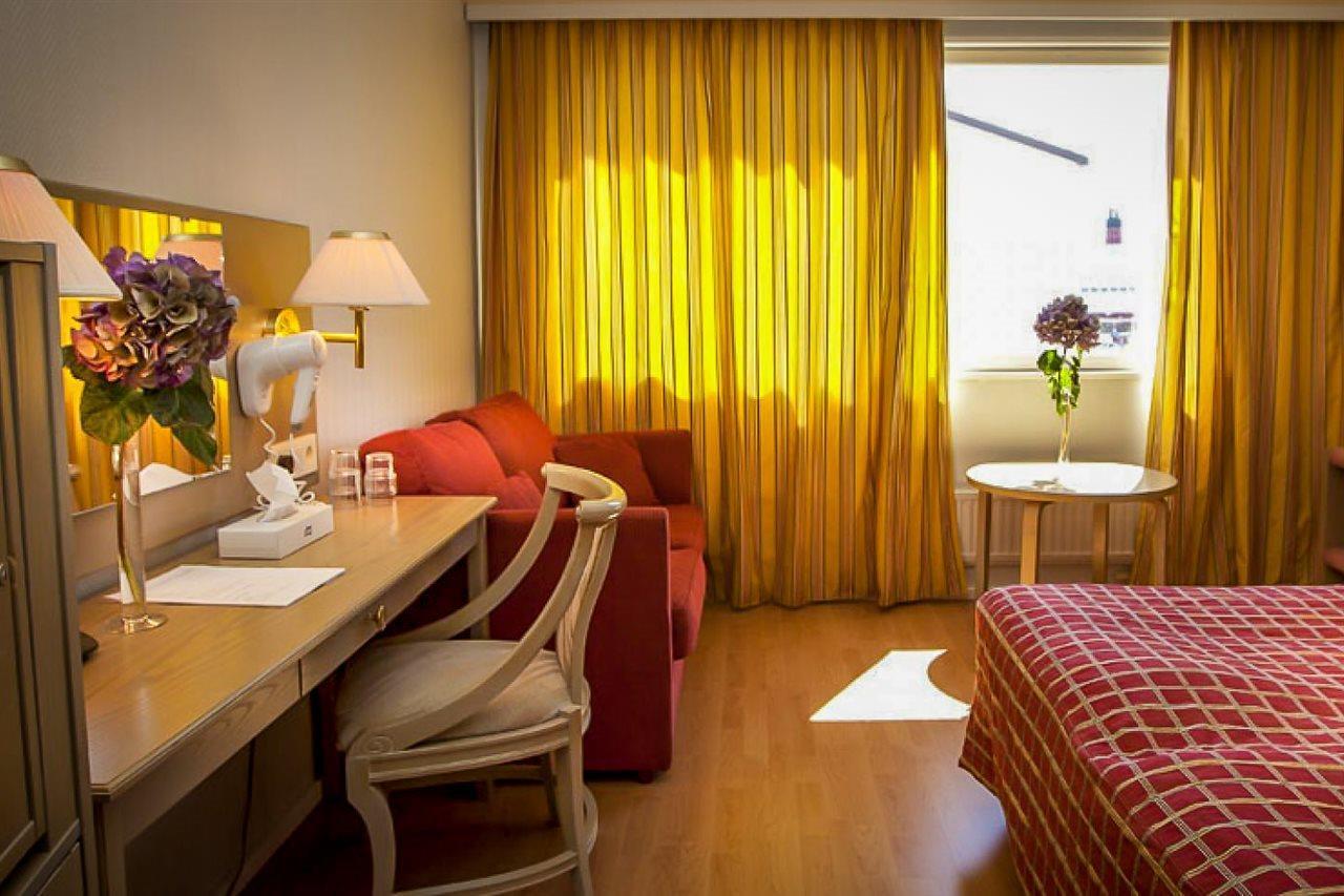 Hotel Adlon Mariehamn Ngoại thất bức ảnh