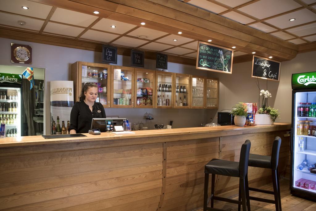 Hotel Adlon Mariehamn Ngoại thất bức ảnh
